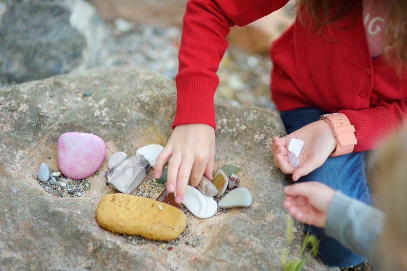 RightHillMag's tweet photo. #Rock Collecting: A Hobby That's Hard to Resist - #Collection #Hobbies #RockCollection - https://t.co/hvM0pT3UcK https://t.co/l5qlESzIye