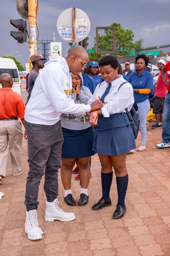 mobidixon's tweet image. It all wouldn’t be worth it without your ears, hearts and souls #Abantu #10StepsForward 📸 @masterpic5