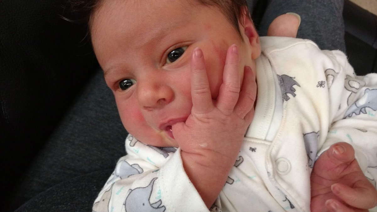 Natural Beauty with Baby tweet media