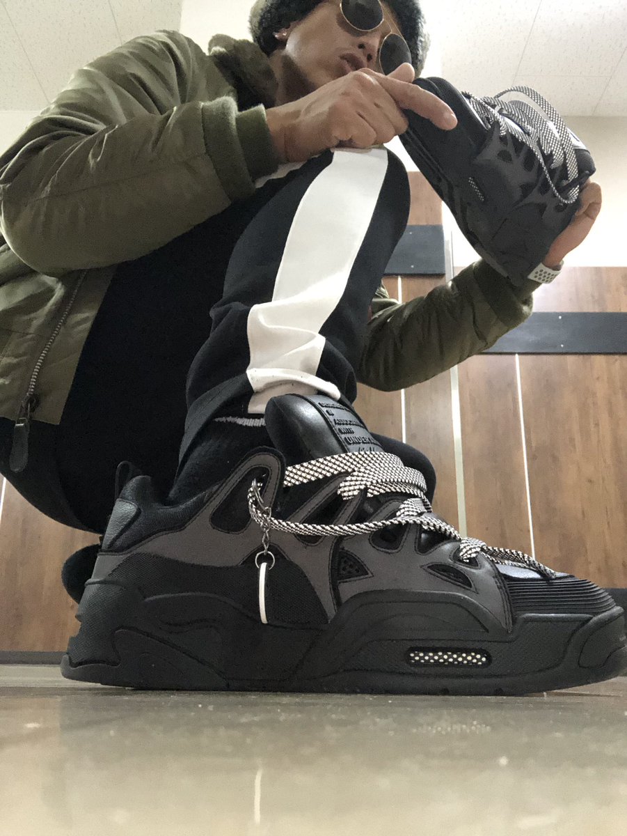 ryo_tbi's tweet photo. 逆さに撮る手法
#RG 先輩ありがとうございます。
#キモ撮り #KIMODORI #UnderArmour
#asap #SRlo https://t.co/oLJaiQ9Psq