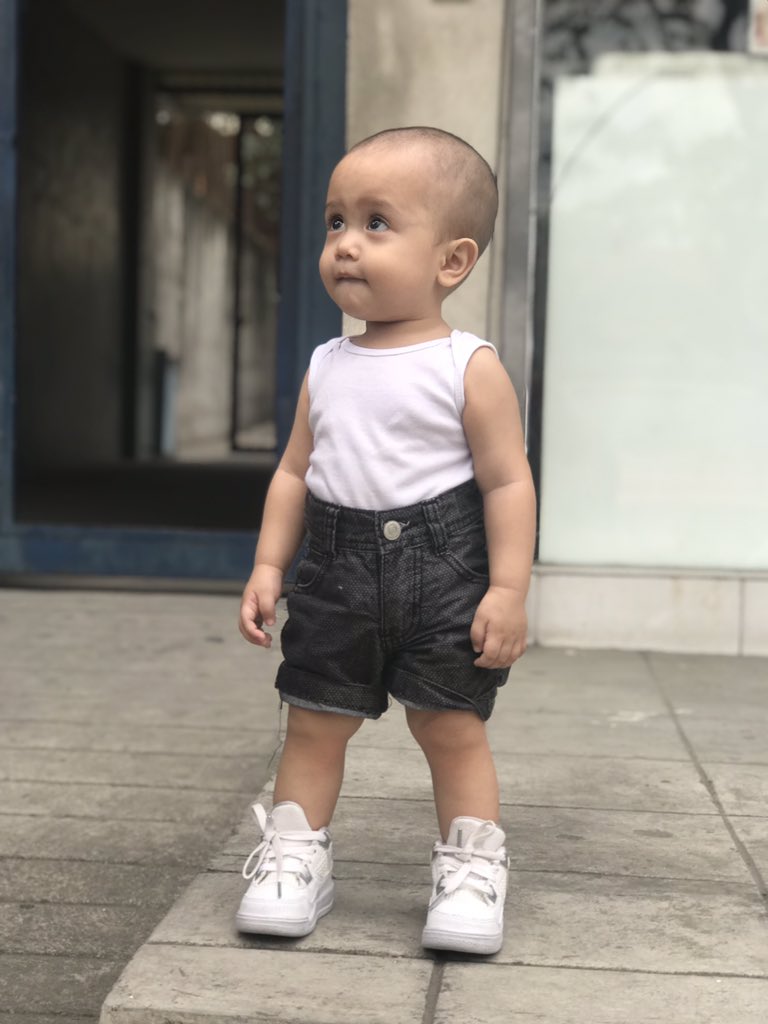 LucasBrycen's tweet photo. Okay lang po ba kahit binawasan hair ko po ? 
Thank you tito RR sa aking jordan 👟👶🏻 #BabyBrycen https://t.co/ADxEMxD1fv
