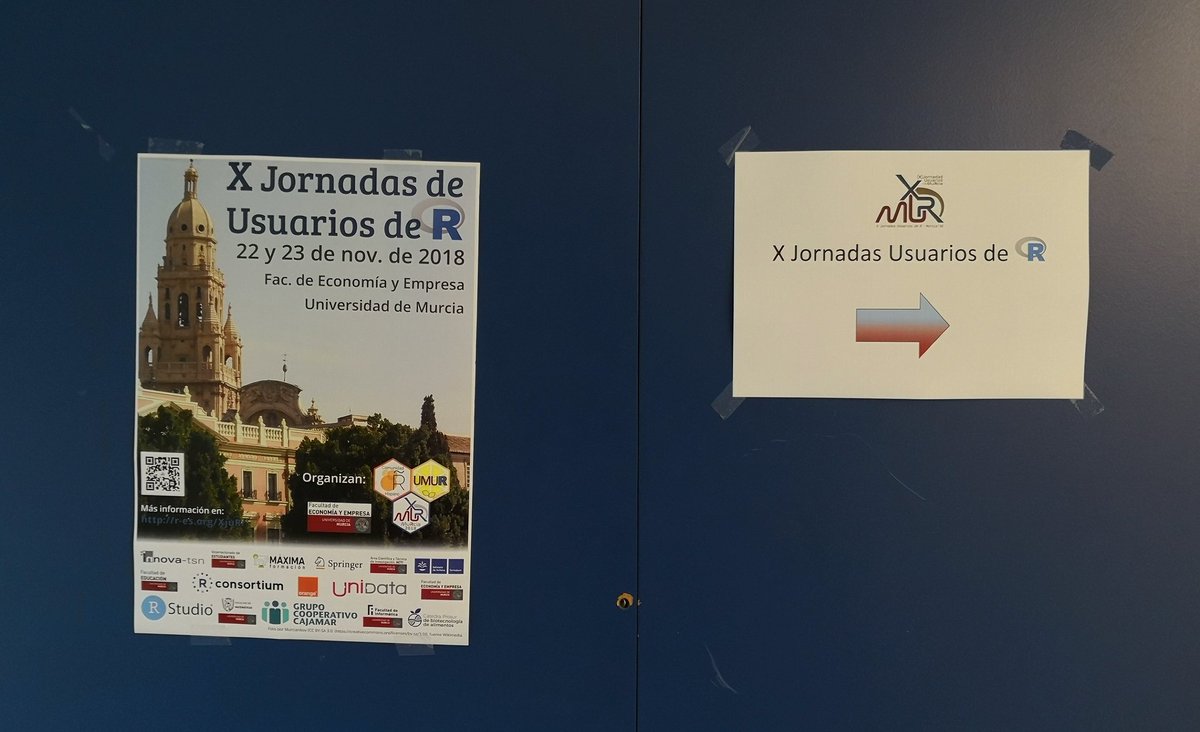 La flecha nos indica el camino del Conocimiento... Continuamos con el #XJEes X Jornadas de Usuarios de R <a href="/R_Hisp/">Comunidad R Hispano</a> <a href="/xjurum/">X Jornadas de Usuarios de R</a> en <a href="/EconomicasUMU/">Facultad de Economía y Empresa UMU</a>.