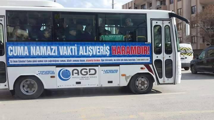 Anladık #BlackFriday2018 dümeni ile yine mağduru oynayacaksınız da.. 
Ama 2 rekat cuma namazından sonra;
Hırsızlık, yolsuzluk, rüşvet, haram, israf, taciz, tecavüz...
365 gün serbest mi?...de,
16 yıldır hiç sesiniz çıkmaz!?