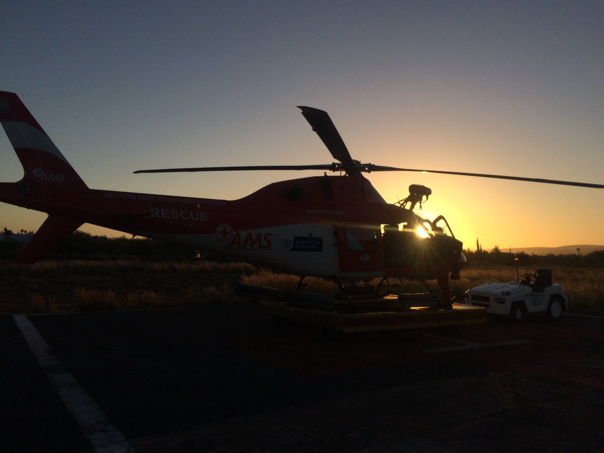 HeathGillot's tweet photo. #MercyWing2 crew launched for an MVA on the N2 near Heidleberg to provide critical patient care. Excellent work from Metro EMS Rescue. @WCHEMS @AIRMERCYSERVICE https://t.co/otRbw41Sue