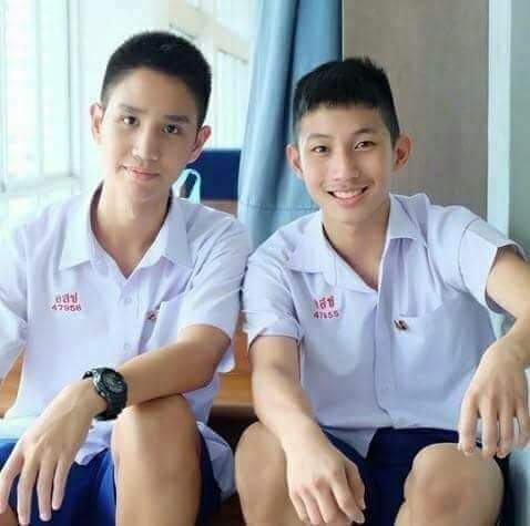 AAA_OOS's tweet photo. ขอวาร์ปIGน้องได้ไหมคะ เห็นน้องผ่านไปไปในฮอร์โมน ใครมีIG ขอวาร์ปด้วยค่า
#CuteboyAssump
#Cuteboyth
#TUSexyboy
#KUSexyboy
#myturbo
#mygusjung
#mynetzs
#dthinkplusmodels
#ลูกหน้าตาดีมีความอวด https://t.co/D7iqlGb4Bt
