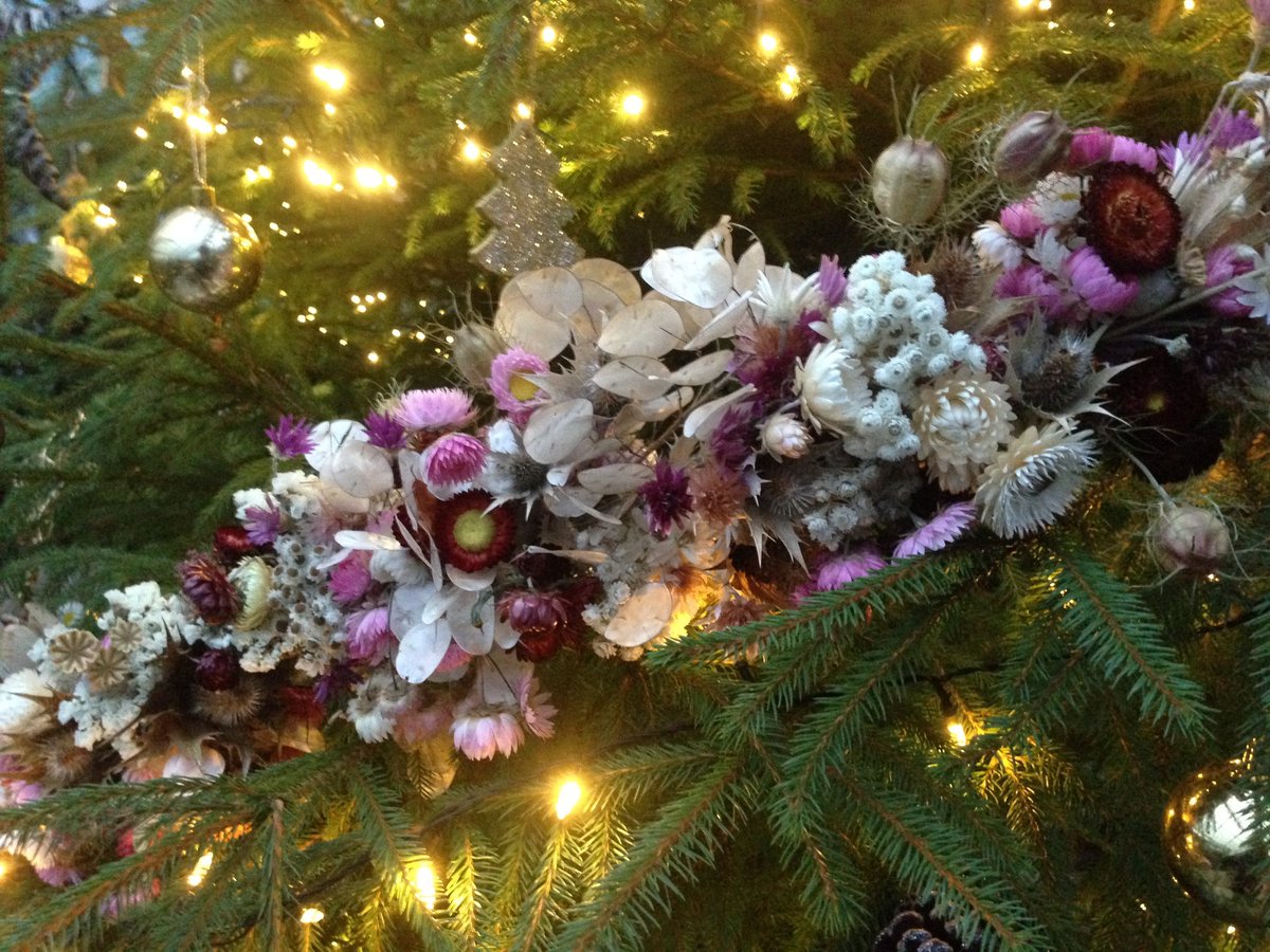 NT Wallington tweet media