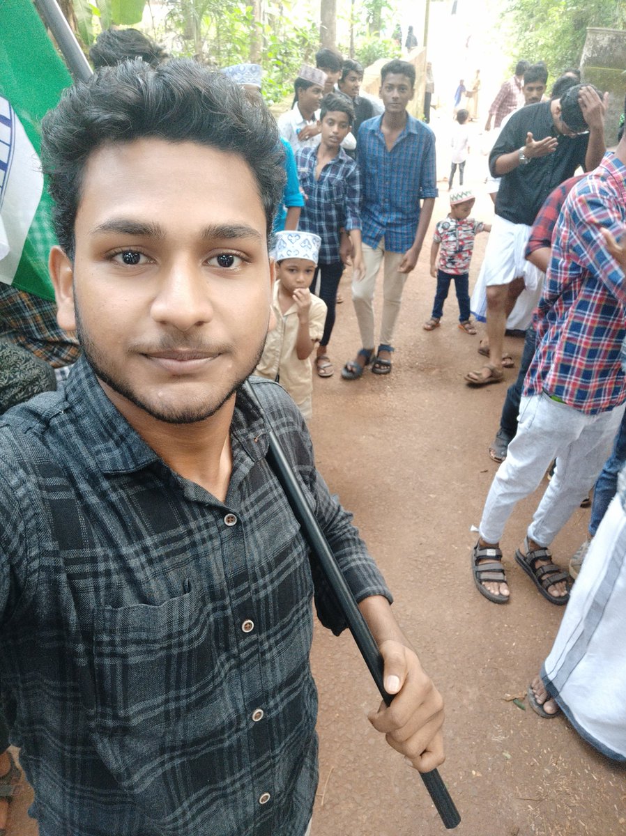 vasif_manu's tweet photo. നബിദിനാശംസകൾ..... https://t.co/9SLV76WsBP