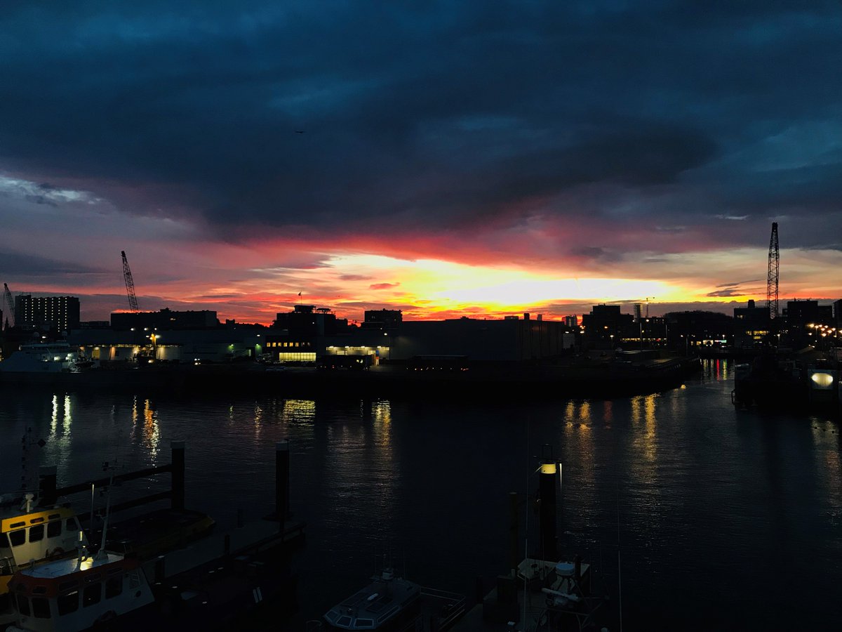 Pefa_com's tweet image. Systeembeheerders opgelet! Wil jij ook het mooiste uitzicht van Den Haag? Solliciteer dan snel! pefa.com/nl/vacature-sy…