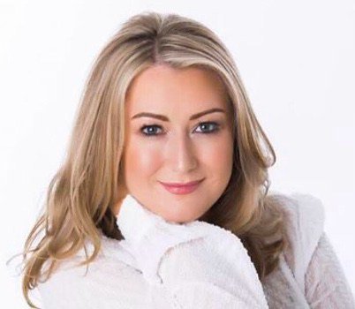 PositiveLifeMag's tweet photo. Positive Nights Presents: an Evening with Andrea Hayes (@andreahayesie) on Thursday December 13th. Come along to hear her share her wisdom! https://t.co/rnhXvHR0kX https://t.co/lJ9lsE8Uj4