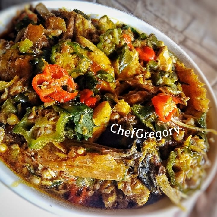 Seyeneotu's tweet photo. I Recently rediscovered my love for Smoked mackerel 😁😍 & I am never letting go 🤣 .
.
.
This bowl of Okro soup is available on order via Dm or whatapp: 08163773375
.
.
.
#Chefgregory
#Okrosoup
#Dince
#Diaryofanigerianchef https://t.co/MoUyVgQ9yY