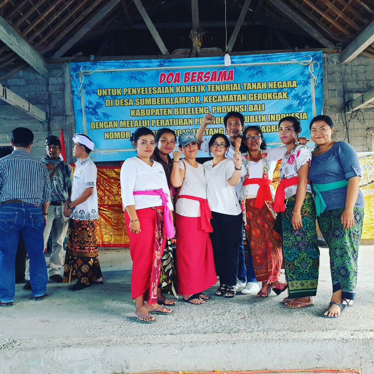KPA wilayah Bali siap bergerak &amp; berjuang bersama warga Desa Sumberklampok, Kecamatam Gerokgak, Kabupaten Buleleng, Bali untuk penyelesaian konflik agraria. Dari Desa Sumberklampok, kita sebarkan semangat gerakan reforma agraria atas inisiatif rakyat di Provinsi Bali. #RAgenuine