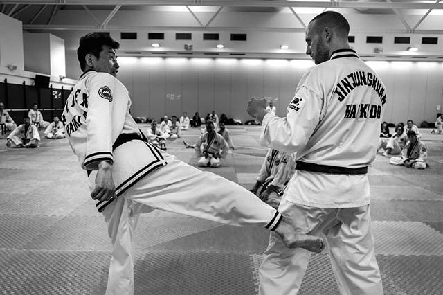 HapkidoJ's tweet photo. Barcelona 2018
.
.
#hapkido #jinjungkwan #jjk #spain #barcelona #leechangsoo #Alvarosanz #raphaelcouet #kick https://t.co/bmHQAvyDBH https://t.co/9on58L7RZL