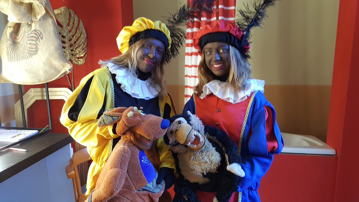 Sinterklaashuis's tweet photo. Wat een plezier bij start van dag 6 in 't Sinterklaashuis #Dordrecht ! T/m 4 december geopend. Zie https://t.co/BewxdTRW4i https://t.co/JI74mhIxQN