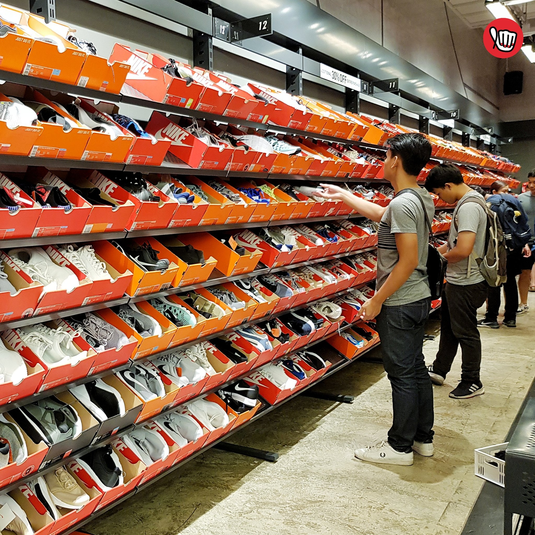Nike outlet show dc 2018 hotsell