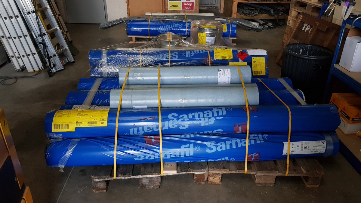 Another #Sarnafil delivery to our stores today, ready for Monday's jobs. Expertly coordinated deliveries by the #SarnafilCustomerService and #Clarketransport  #wearesarnafil