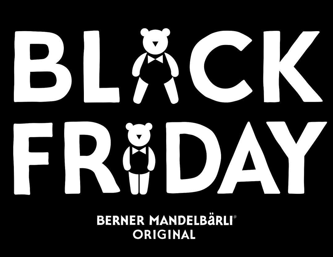 Mandelbaerli's tweet photo. BLACK FRIDAY! Schreibe uns deine Black Friday-Geschichte oder schicke uns ein Foto von deinem Black Friday-Moment auf kontakt@mandelbaerli.ch 📷🛍 Das beste Foto und die beste Geschichte erhalten von uns eine süsse Überraschung 🐻 Angebot gültig bis 23.11.2018, 22:00 🙂 https://t.co/6t5YSGaJk2