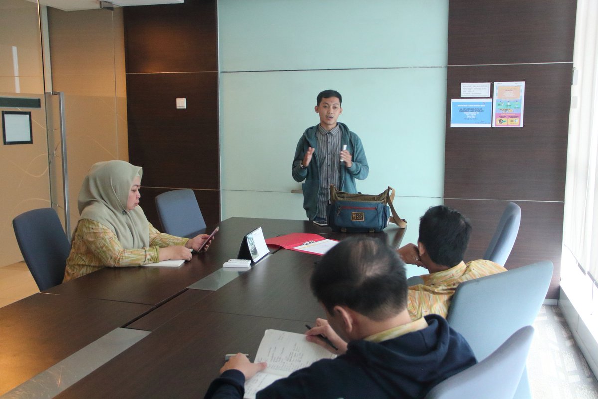 FKBS.org tweet media