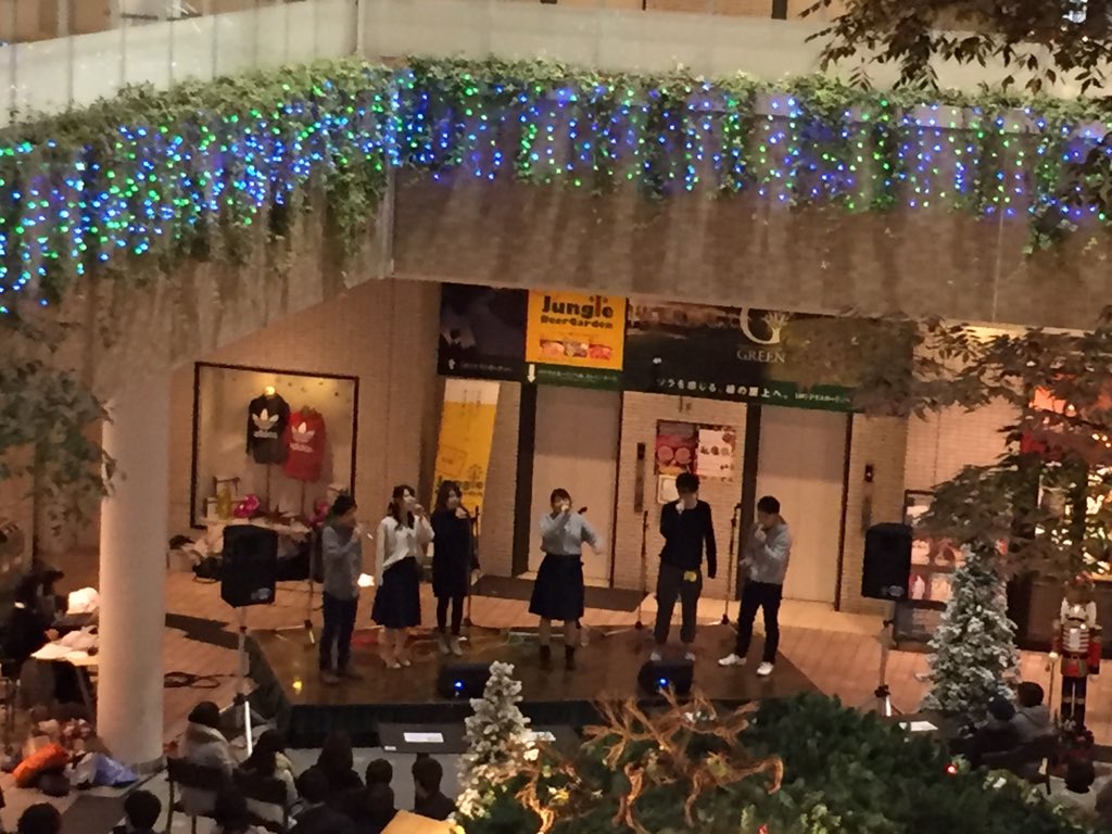 tag2018jas's tweet photo. 高松アカペラガーデン

第三部

本日の大トリです🌟
オトナリノレンさん🎶 https://t.co/i2O5kyhmt2