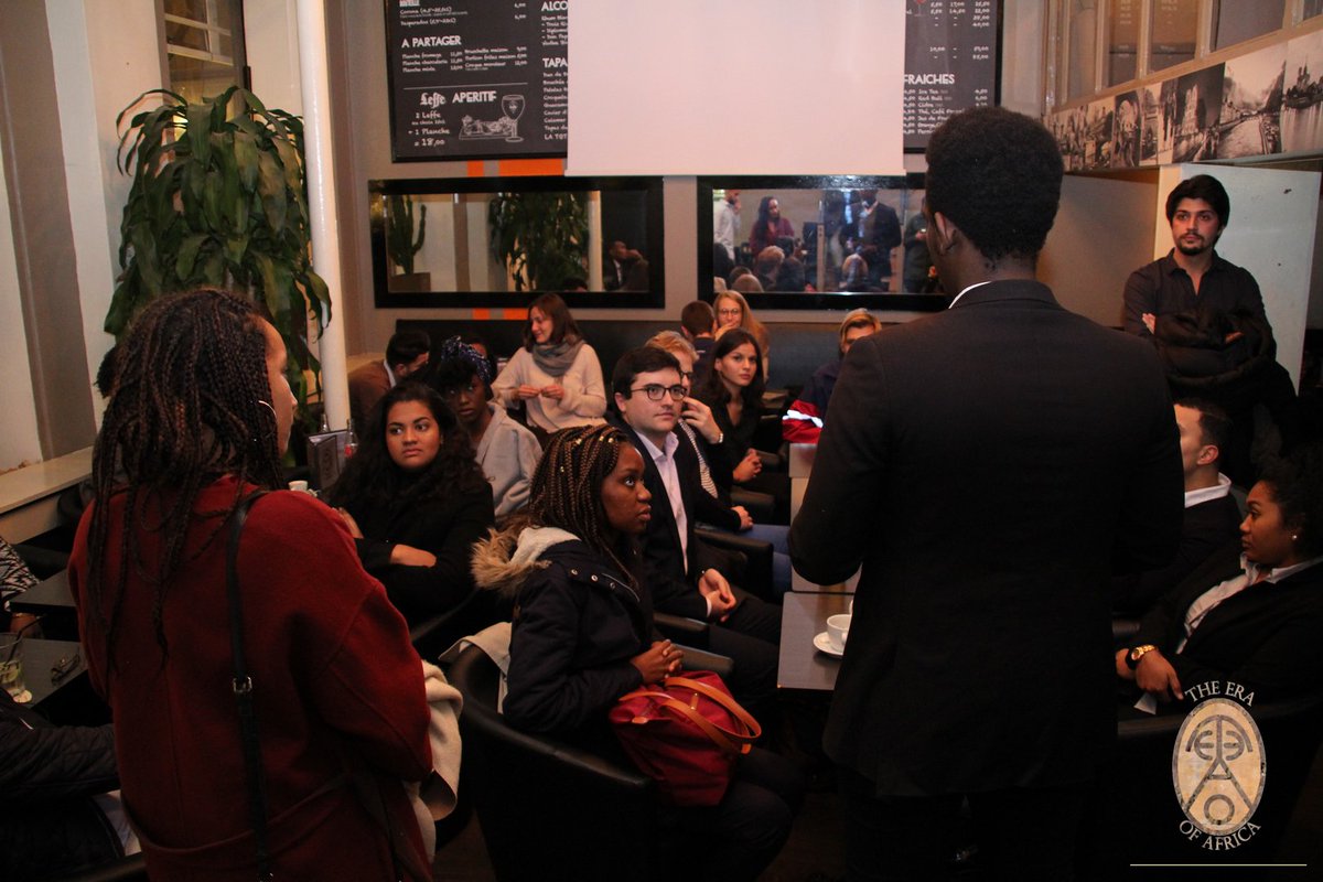 TheEraOfAfrica's tweet photo. Quelques photos de notre afterwork du 15 novembre à La Mezzanine - 📸 @PanPalex 
Nous avons hâte de vous retrouver au prochain ! 😀 https://t.co/rZgpvENIvG