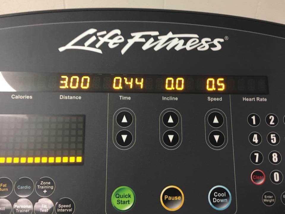 drkimdc's tweet photo. Day 1 of the Pocono Family YMCA 30!Day 100 mile Running Fitmas challenge!  3 miles in the books! 97 to go! #runofftheturkey #poconofamilyymca #SWITNation https://t.co/svzvZfZdaP