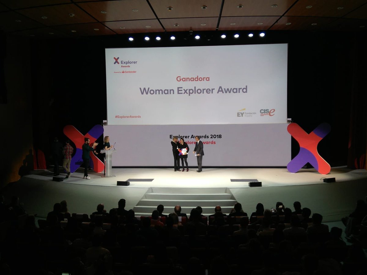 ExplorerByX's tweet photo. ¡Enhorabuena a la ganadora del #ExplorerWomanAward #AgrimetricsGlobal! https://t.co/Kasgh7HLUH