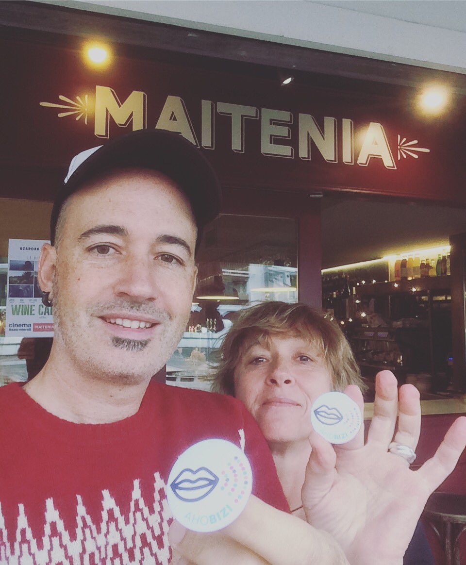 Maitenia's tweet photo. Maiteniarrok @euskaraldia -rekin bat egiten dugu, nola ez, guk #365euskaraz egiten dugun gisan https://t.co/4k1N3cU8dM