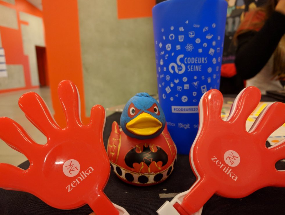 ZenikaIT's tweet photo. Félicitations à @JulienTopcu alias BatDuck ! Tu es l'heureux vainqueur de notre #TuneTonDuck à #Codeurs2018 !
Tu remportes donc une Nintendo NES 🥳(nous attendons ton message privé)!
Un grand merci à tous d'avoir joué le jeu, vous nous avez fait kiffer 🥰 https://t.co/uH6I0rifqV