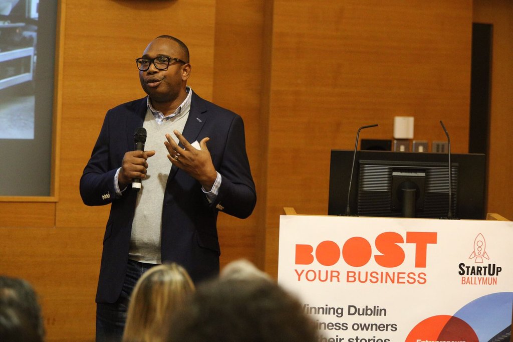 StartUpBallymun's tweet image. Powerful presentation by Adeola Ogunsina @Dieseldirect on his business story in Ireland, 'hard work, seek the niche and focus' #dubw  @StartupWeekDub @SFA_Irl