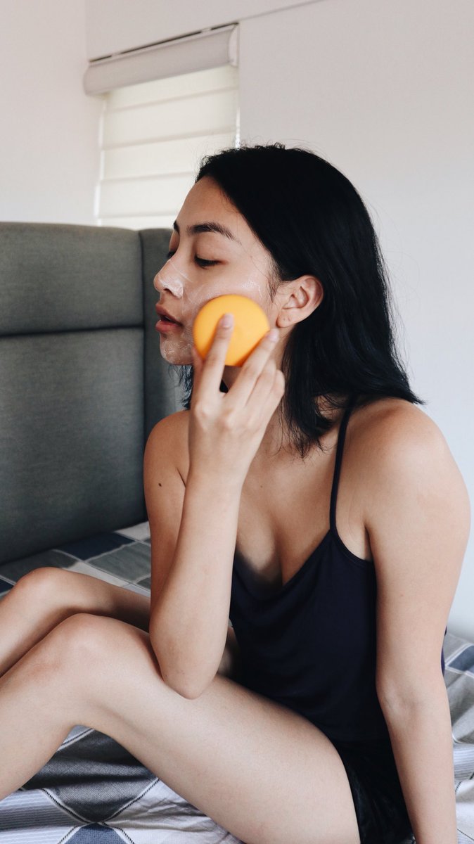 ReiGermar's tweet photo. After using my #Lunaplayplus for months, I can definitely say it’s worth the hype! I can’t wash my face with just my hands anymore 😂
It’s also a good time to get your own #LUNAplayplus in @sephoraph as it is on sale! Worth every peso!
👇🏻👇🏻👇🏻
https://t.co/HDPVhdErS6 https://t.co/o56HNYTig4