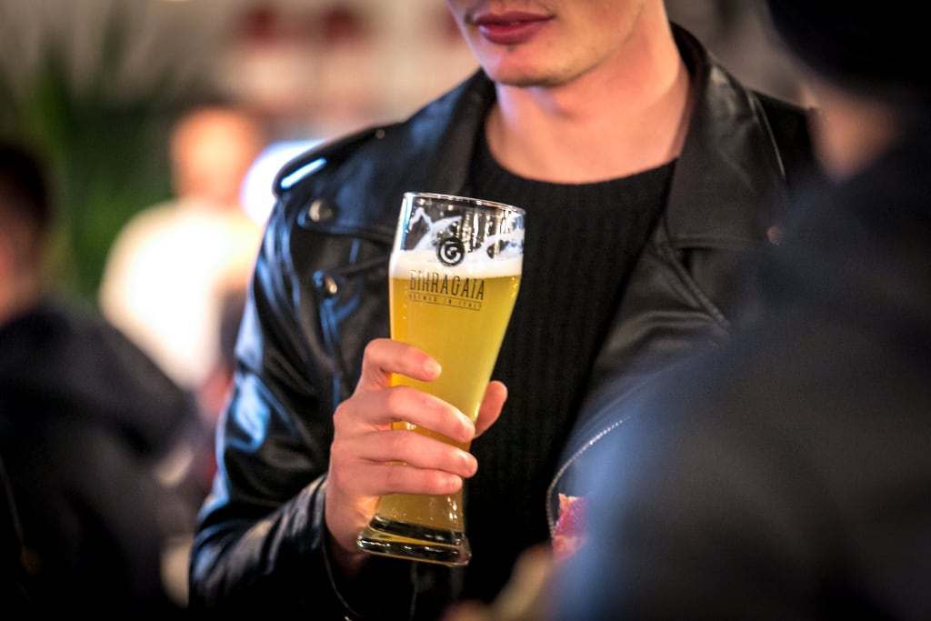 de_gustare's tweet photo. Birra Gaia è in interessante birrificio artigianale della Brianza che propone birre dalle interessanti caratteristiche. Da scoprire cosa ci fanno con l'acqua https://t.co/QczSMUQRHm https://t.co/meWPdsz4hK