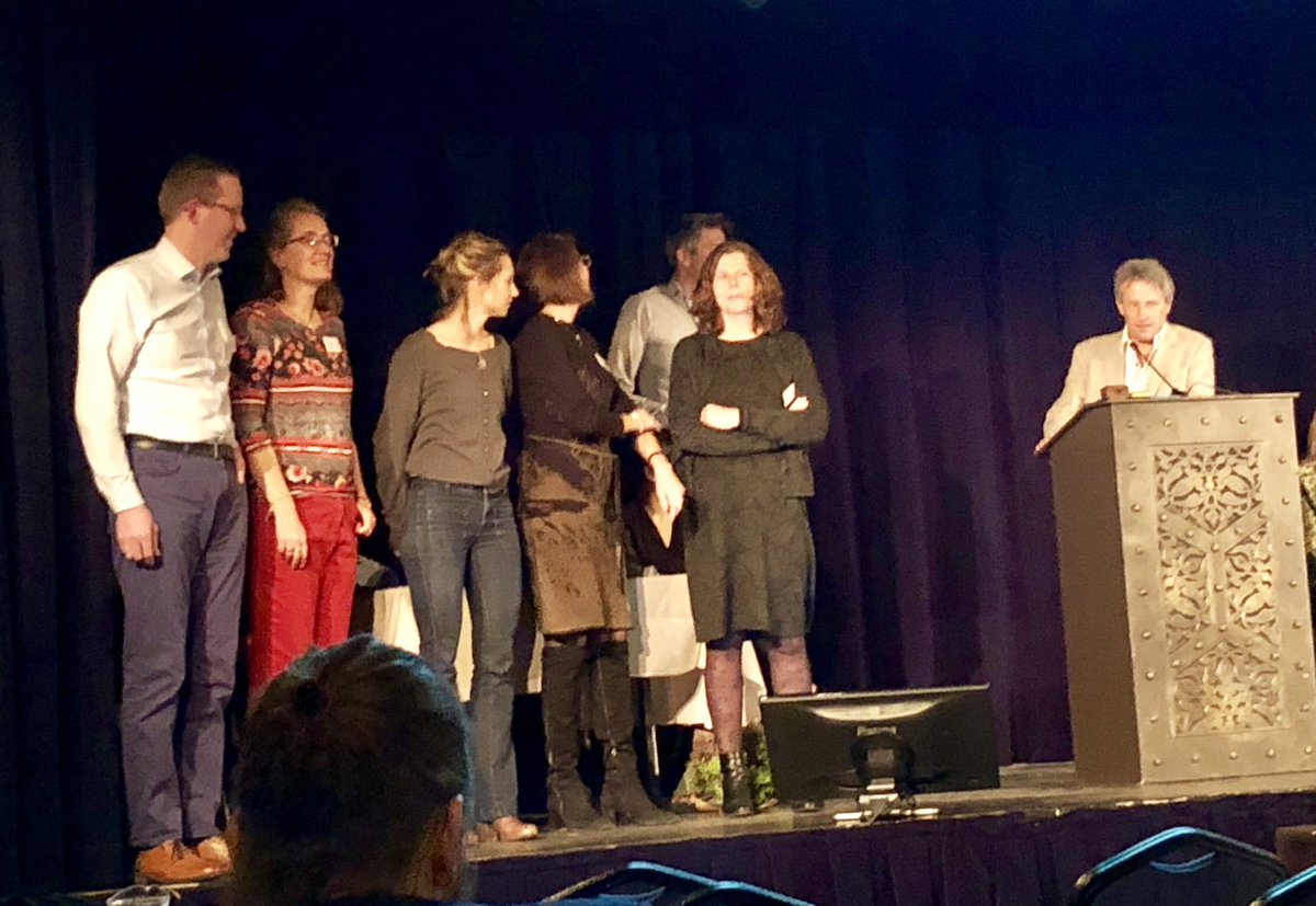 NVRO_NL's tweet photo. Bedankt lustrum commissie voor de organisatie van 2 geweldige dagen! 
#40jaar @NVRO_NL #radiotherapie #oncologie https://t.co/RwCsGNUoVP