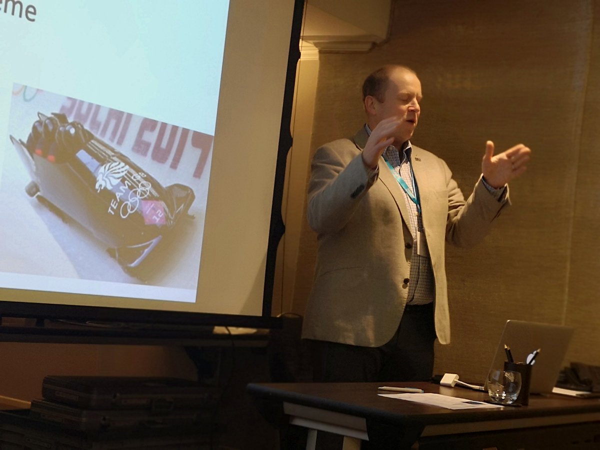 andymyatturol's tweet photo. @jake_p76 describes planning your rigid ureteroscopy like a bobsled pilot imagining the path down the slope. #muc18 @NickRukin @EndoLuminalEndo @mrbengrey @BAUSendourology @LocalUrologist https://t.co/aKjHWP9ORI