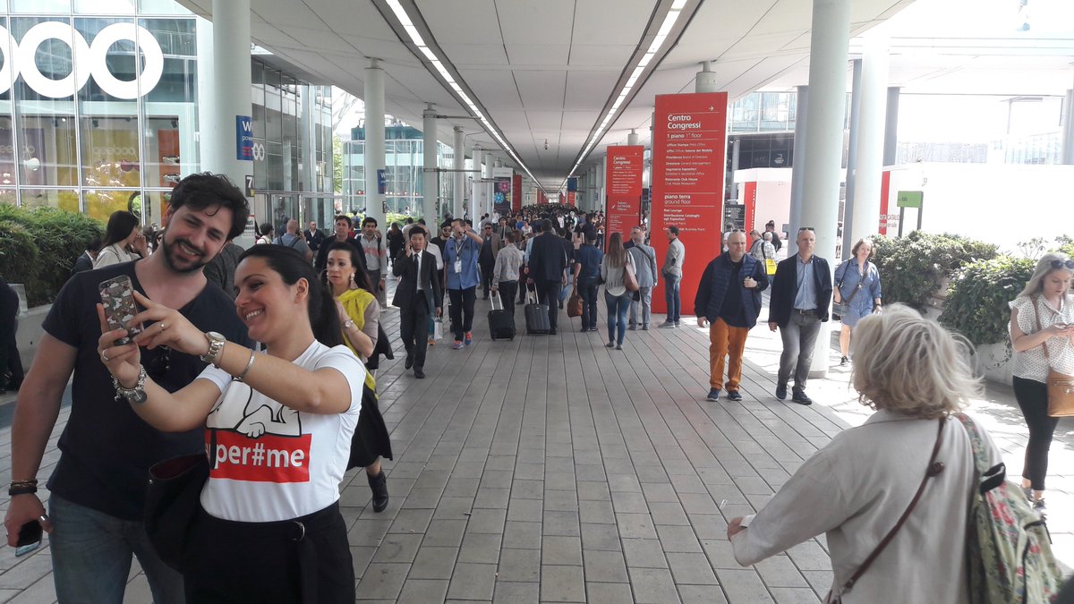 FieraMilanoSpa's tweet photo. ...get inspired even by t-shirts at #FieraMilano!
#23novembre #TShirtDay@BBC6Music
#SaC18 @SEEDSandCHIPS
#CPIT2 @campuspartyIT
#salonedelmobile @iSaloniofficial https://t.co/GiolIBxeSy