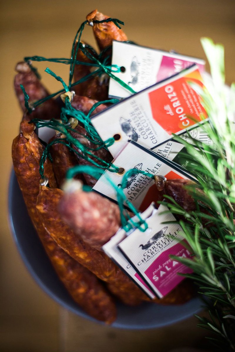 Happy Friday! You can get 20% off Cornish Charcuterie today when you visit buff.ly/2LGqCmh and enter the code ARTISANWEEKEND at the checkout. Hurry while stocks last, and happy shopping!