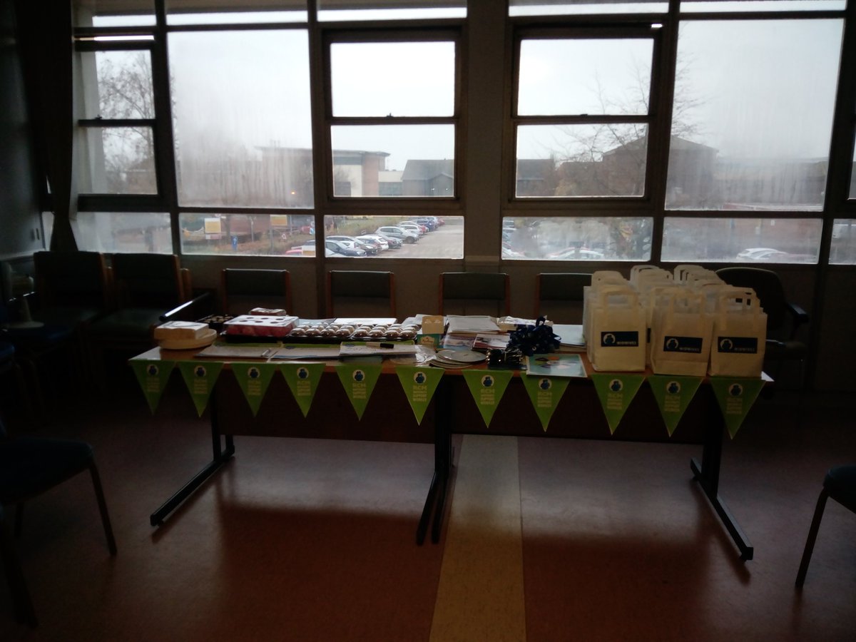 raetrotter1st's tweet photo. Getting ready for #mswweek2018 @TheCountessNHS. Celebrating MSWs and the great work they do. Come and get some cake cesarian ward. @MidwivesRCM https://t.co/fBxhfJcYVk