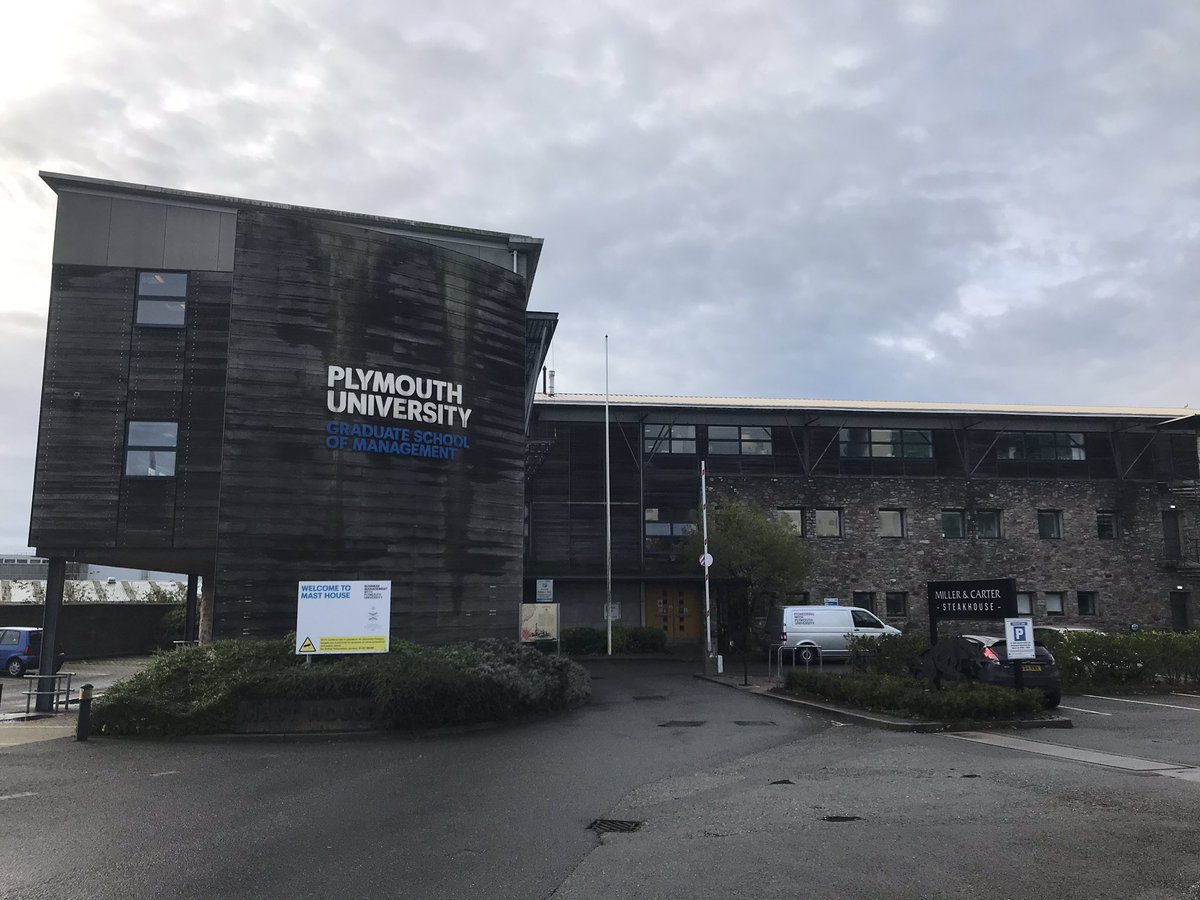 Graymattrs's tweet photo. Awesome to be arriving for TEDMED Plymouth @beaconmedgroup @sw_ahsn @AHSNNetwork #tedmed2018 For 400 years plymouth has been a base/launch point for worldwide adventurers @mayflower400uk https://t.co/l6rtxnVt3y