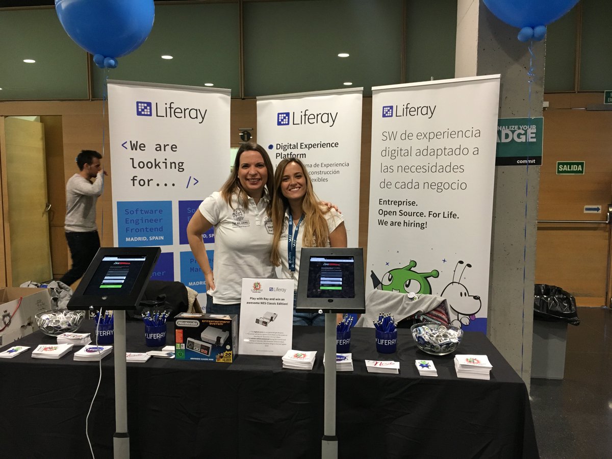 Liferay_es's tweet photo. ¡Visita nuestro stand en @commitconf! Además de conocer a nuestro equipo, puedes jugar con Ray y ganar una Nintendo NES. No te lo quieres perder, verdad? #wearehiring #nintendo https://t.co/kxejC1xM2U