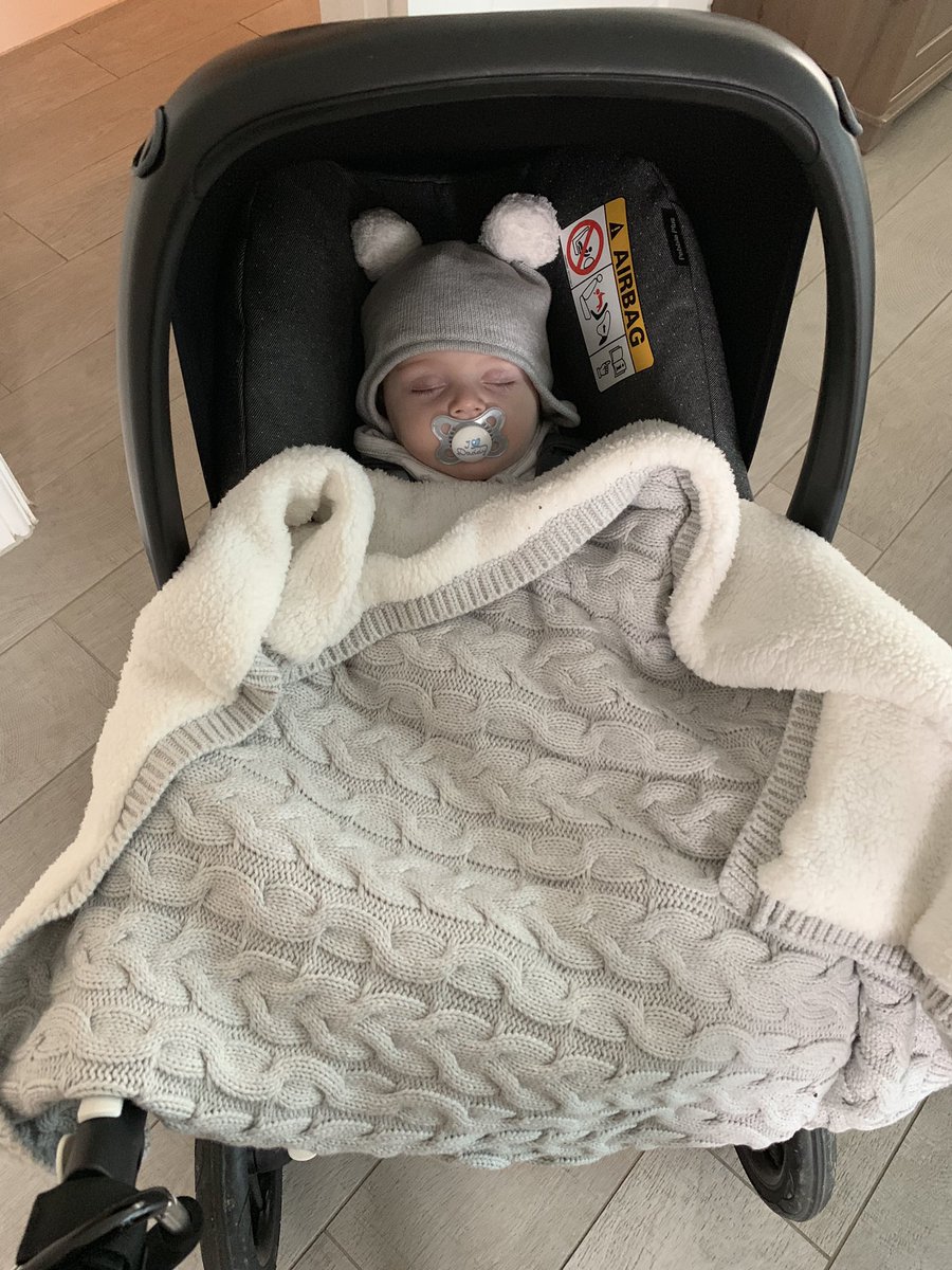 jamese6989's tweet photo. @RedrowHomes @Redrowplc Is this acceptable? We called you on Wednesday, still no attendance, however there has been constant lies and misinformation. Your after sale care is non existent. Yes that is how my 3 month old son currently has to nap in our house. You should be ashamed https://t.co/FJdECCZKg8