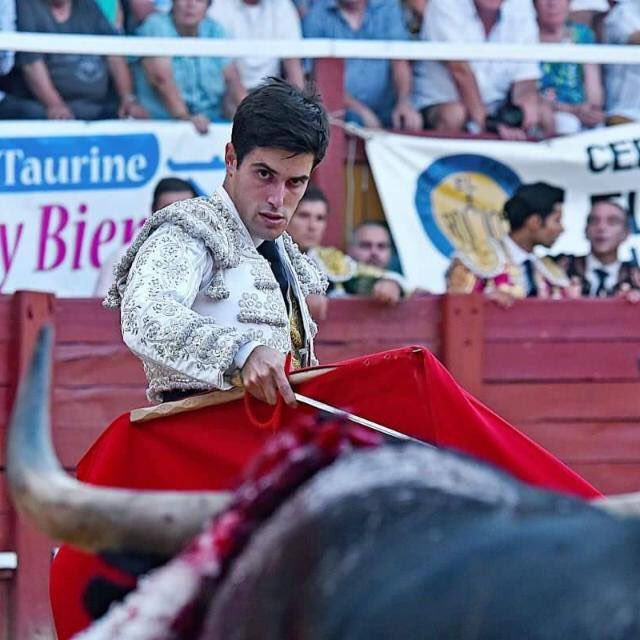 En la conquista de Francia 🇫🇷  mundillo-taurino.com/pages/temporad…