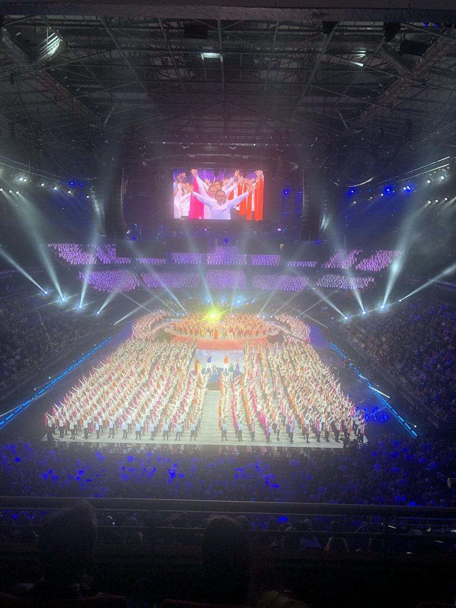 dizdarm's tweet photo. Is there any better show of student talent? - in excess of 5,500 students, thousands of teachers and school leaders all making it happen! 

School Spectacular just keeps amazing us all and provides an extraordinary platform for our children and young people to shine! https://t.co/ygexrcG1tL