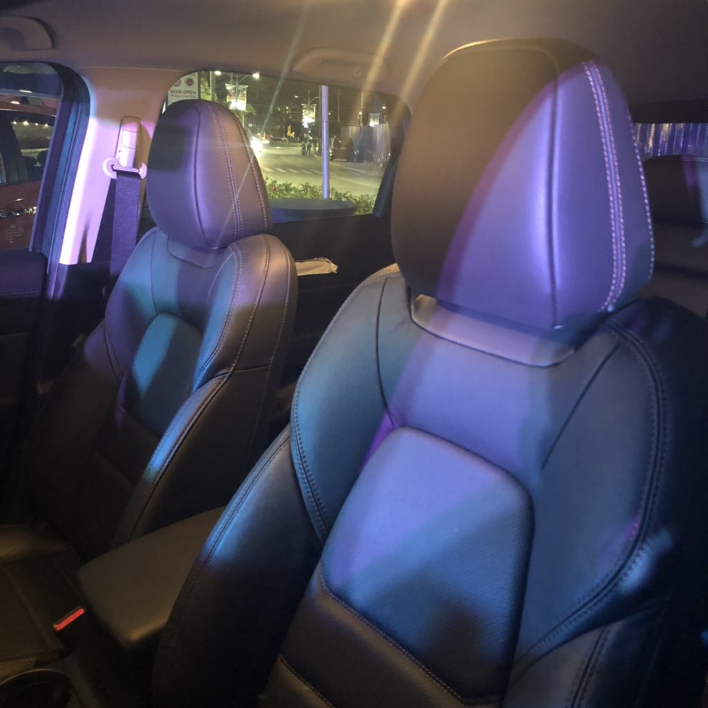 mazdasantarosa's tweet photo. Check out our CX-5 SUV Display here at Southwoods Mall from November 23-25! Get to know it’s specs and get the best promos or cash discount! #ZoomZoom #DrivingMatters #CelebrateDriving https://t.co/RQ0Cuhwcx2