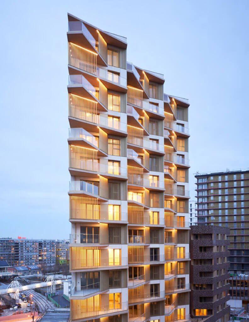 immoweek's tweet image. #LeChoixImmoweek : "#Allure", le programme d’@Ogic_officiel, lauréat de la catégorie "Programme #Durable" aux #TLT2018 🏆 mis à l’honneur aujourd'hui. Un prix mérité pour cette opération qui dessinera la future "skyline" des Batignolles (Paris 17ème) &amp;gt;&amp;gt; bit.ly/2R8jHVQ