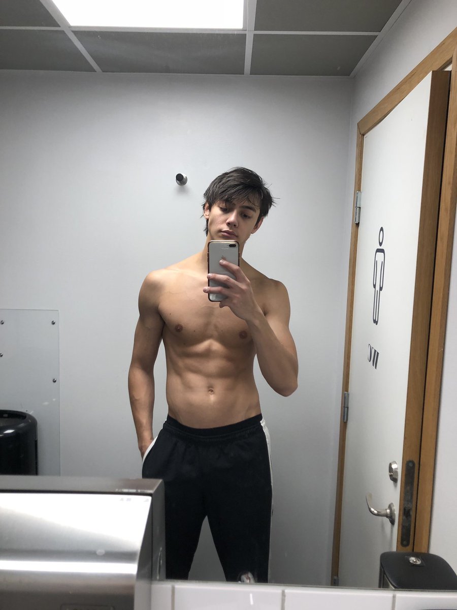 JamesJamesmafia's tweet photo. Losing gains. #jakol #sop #kantot #bagets 💦 https://t.co/NI3HLsceuv
