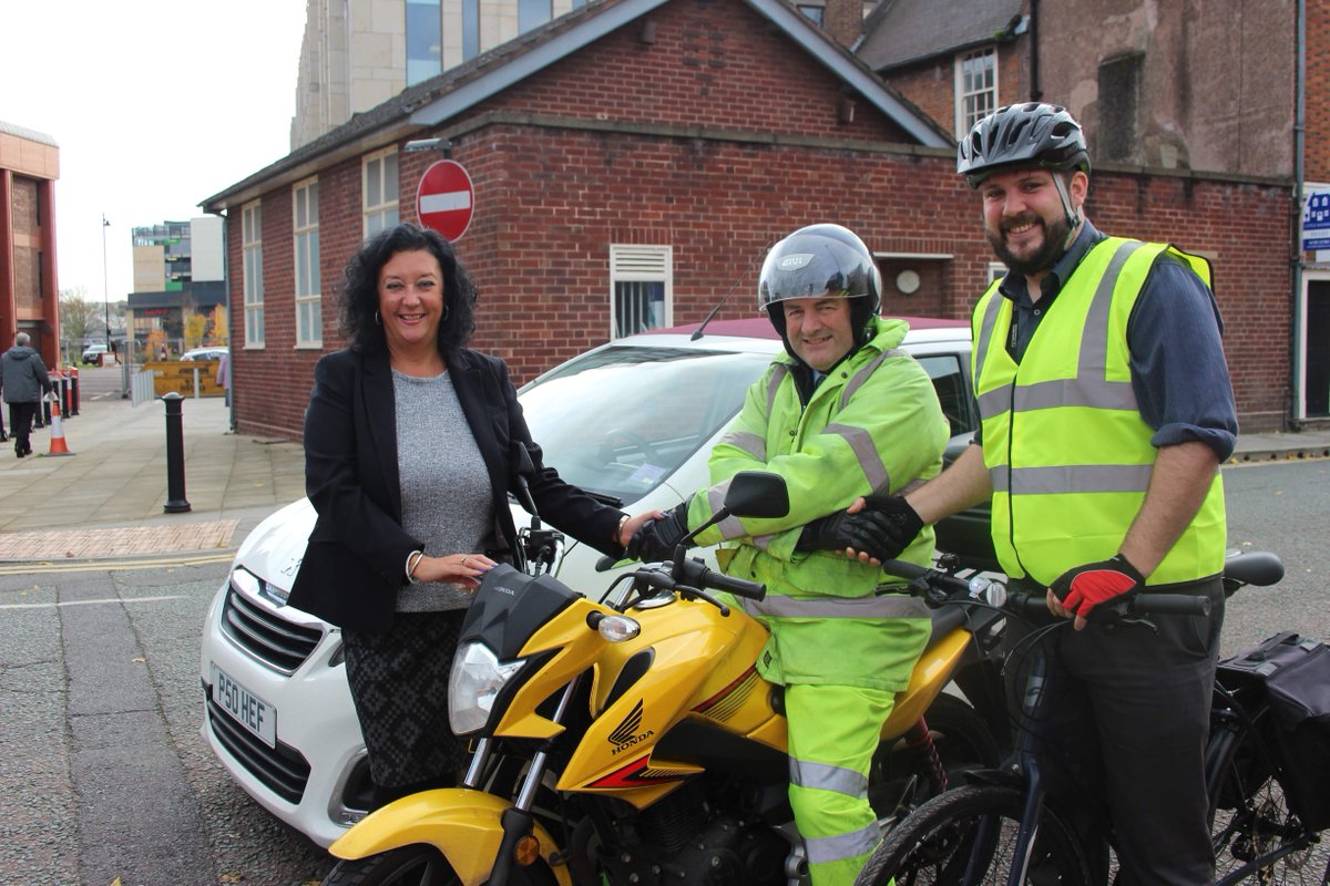 #RoadSafetyWeek If we all look out for each other on the roads and be #BikeSmart, Staffordshire can continue to have some of the safest roads in the country: bit.ly/2QTo9aQ @ActiveStaffs <a href="/StaffsSafeRoads/">SSRP</a> <a href="/Brakecharity/">Brake, the road safety charity</a>