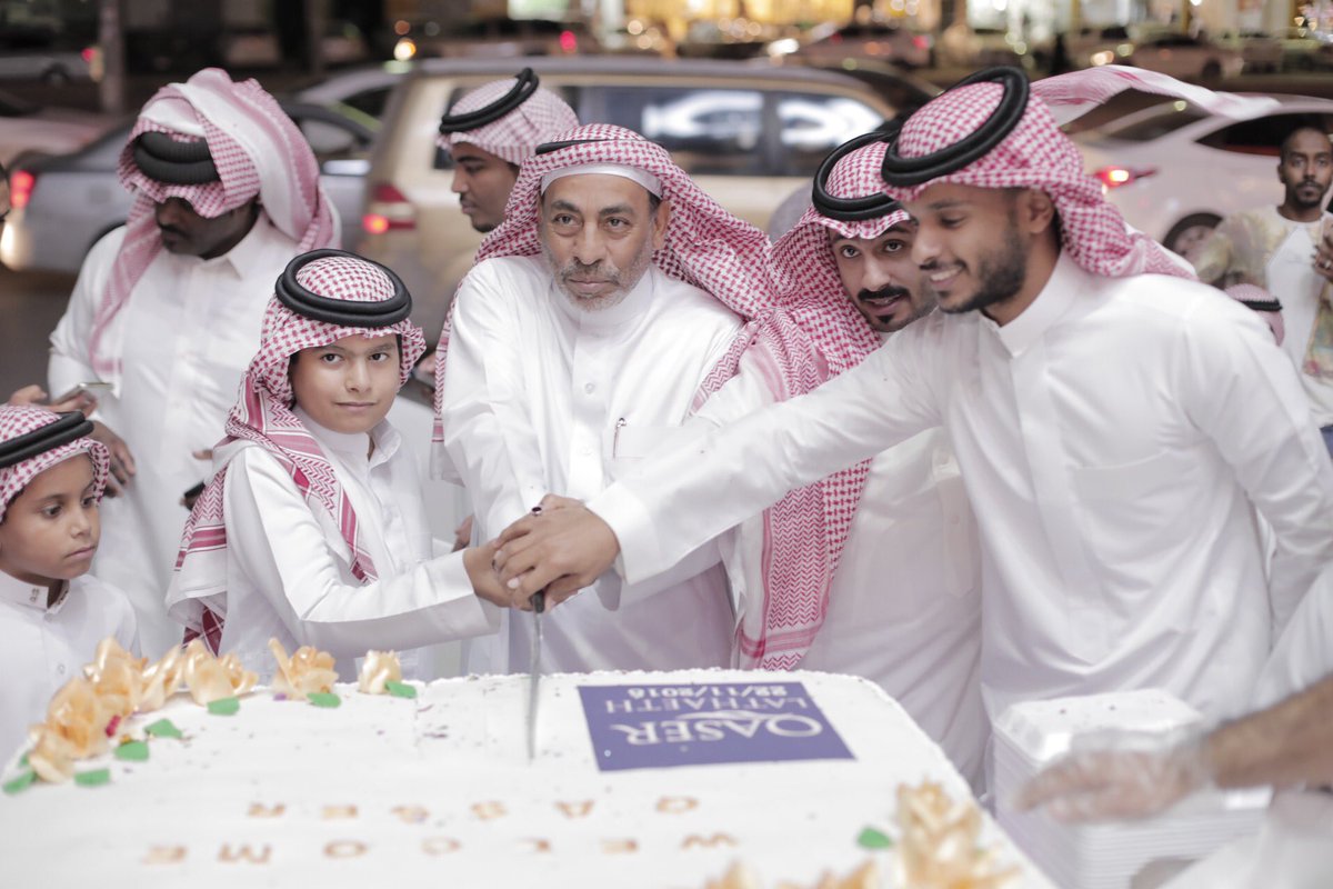 اللهم لك الحمد حتى ترضى ولك الحمد إذا رضيت ولك الحمد بعد الرضا  تم افتتاح فرع قصر لذائذ للحلويات في ضاحية #لبن شكراً لك من حضر وشاركنا حفل الافتتاح