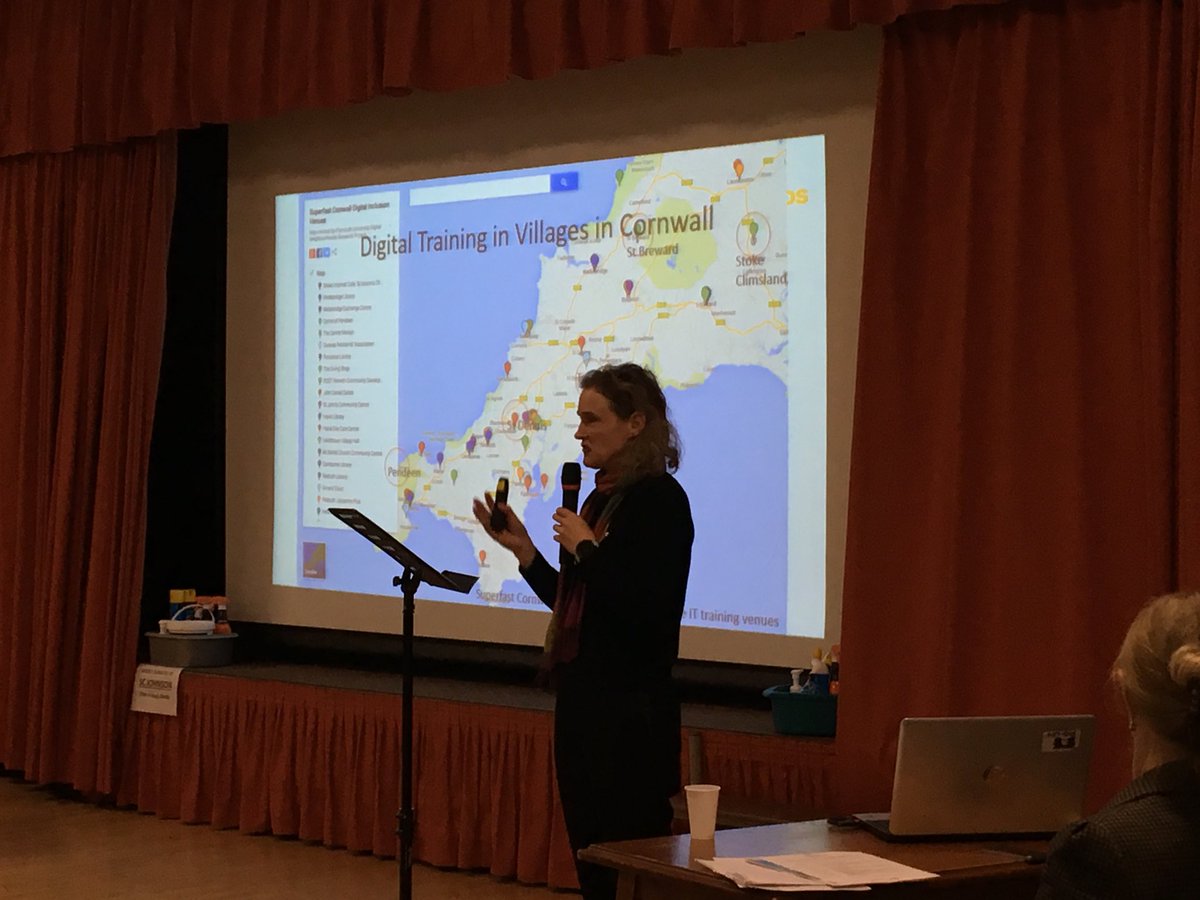 RuralActionDerb's tweet image. Professor Katherine Willis has come all the way from ⁦@PlymUni⁩ to showcase the #DigitalToolkit at our #FitfortheFuture conference. ⁦@CornwallRCC⁩ ⁦@ACRE_national⁩ ⁦@CEO_RAD⁩