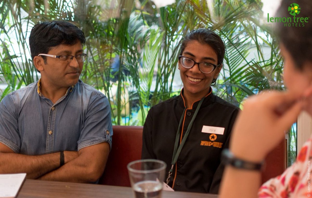 LemonTreeHotels's tweet photo. I'm Mira, F&B Associate, #LemonTreeHotels.
I have #IntellectualAndDevelopmentalDisability.
Here I'm in my performance review with my managers & the special educator from #MuskaanNGO.
Their positive feedback put a smile on my face.
#WorldDisabilityDay #3rdDec
📸 :Deeksha Rathore https://t.co/VMkccywGst