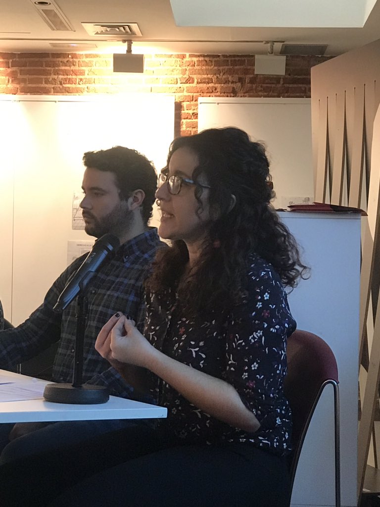 ongrescate's tweet photo. “Les hacemos protagonistas de su proceso, las personas solicitantes de refugios toman sus propias decisiones, los acompañamos” dice la sicóloga Inma Piñón de @ongrescate #Refugees #refugiados #formacion https://t.co/3g7Ky65ZMZ