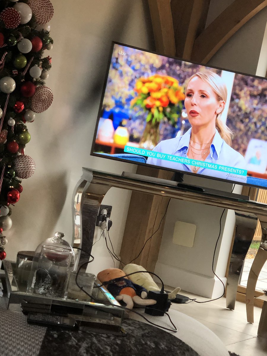 Mr_AdamMiller's tweet photo. Nice to see my friend Looking great on #ThisMorning ❤️❤️@Naomikisted must catch up soon xx https://t.co/htddVmTMR6