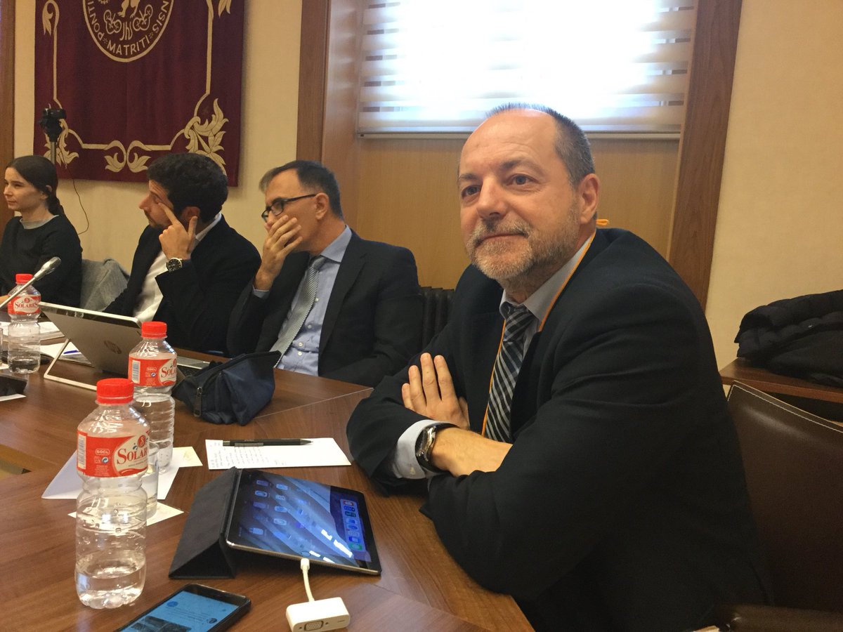 LolaSalcedo8's tweet photo. @icai_cic Alfredo Moreno, CIO de IBM SPGI, comparte la experiencia de digitalización interna en la Cátedra de Industria Conectada, como patronos de la misma, buena acogida! https://t.co/sQBpYEvfh8